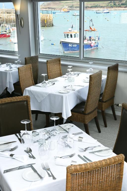 The Atlantic Hotel Hugh Town Bagian luar foto